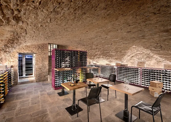 Badia Di PomaioAlbergo